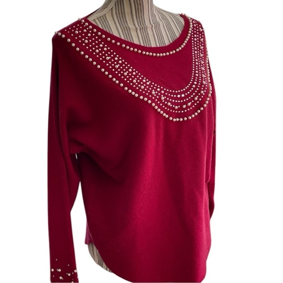 LIV sweater, size M, dolman sleeves, curved hem, viscose/poly material, EUC - Picture 2 of 7